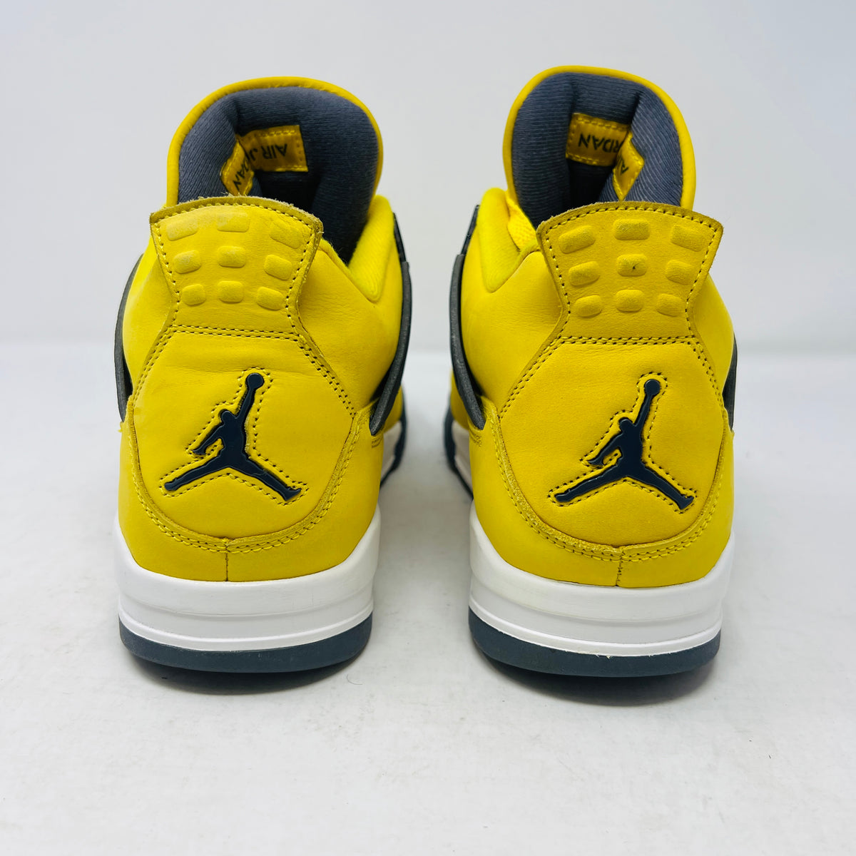 Jordan 4 Retro Lightning