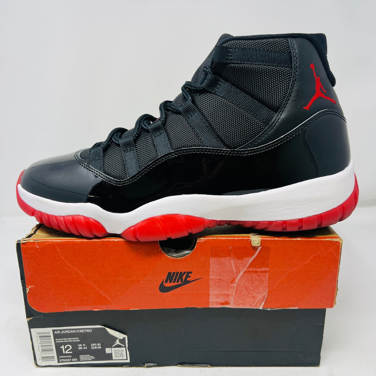 Jordan 11 Retro Playoffs Bred (2019)