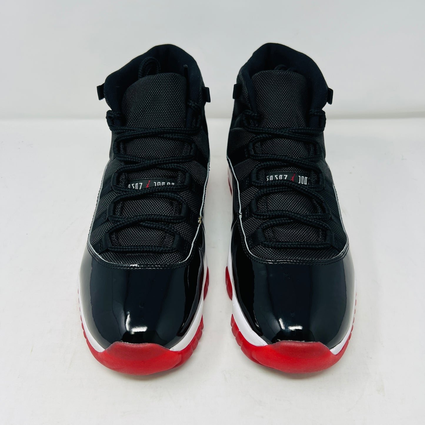 Jordan 11 Retro Playoffs Bred (2019)