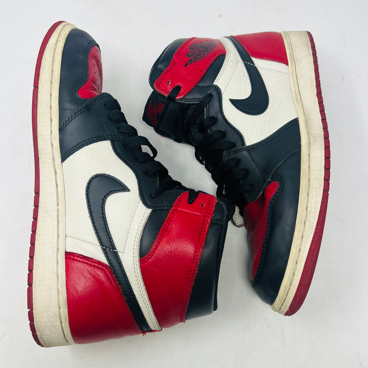 Jordan 1 Retro High Bred Toe