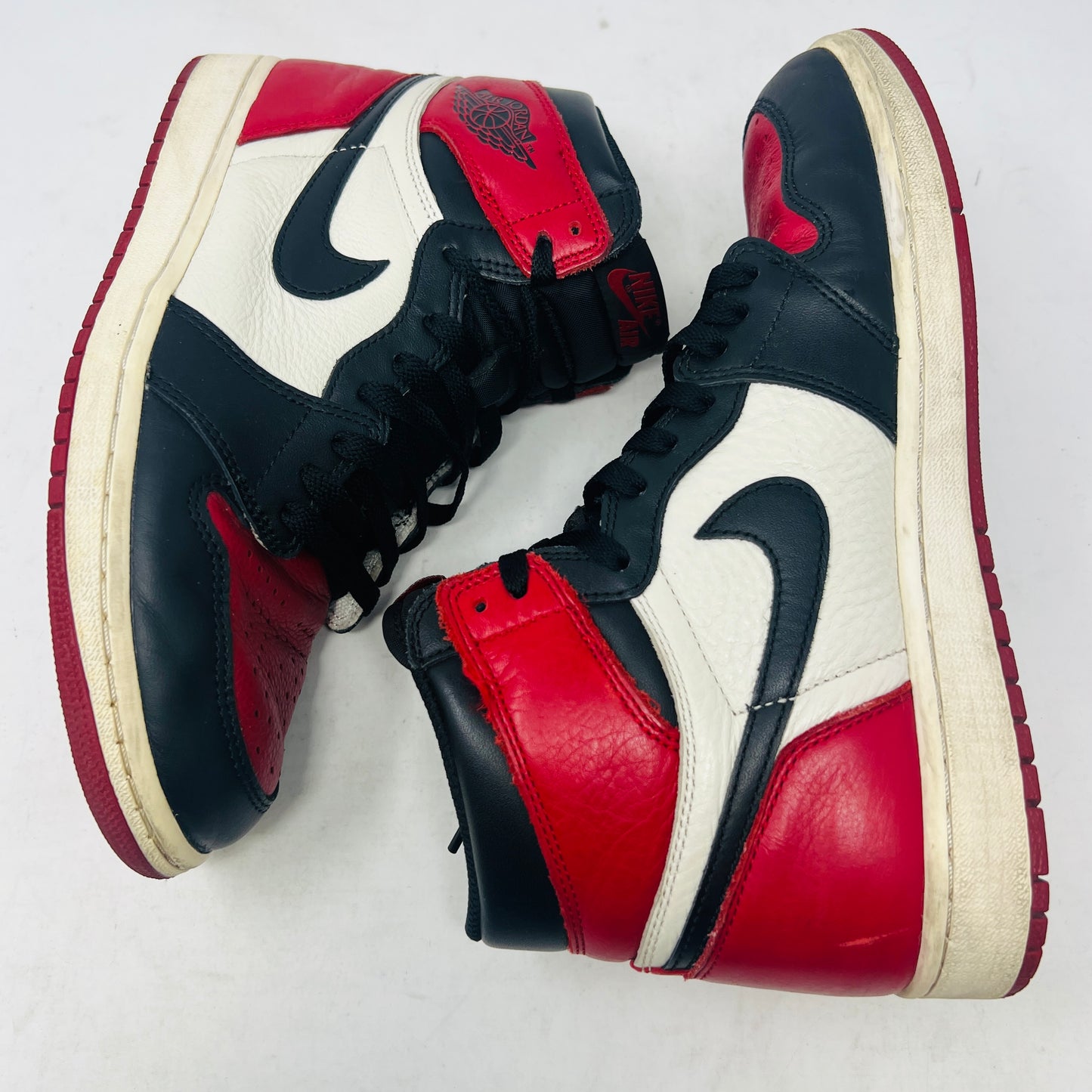 Jordan 1 Retro High Bred Toe