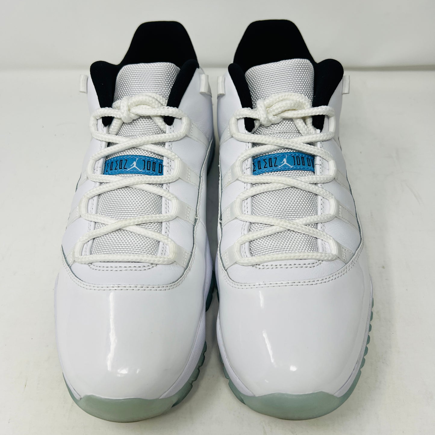 Jordan 11 Retro Low Legend Blue