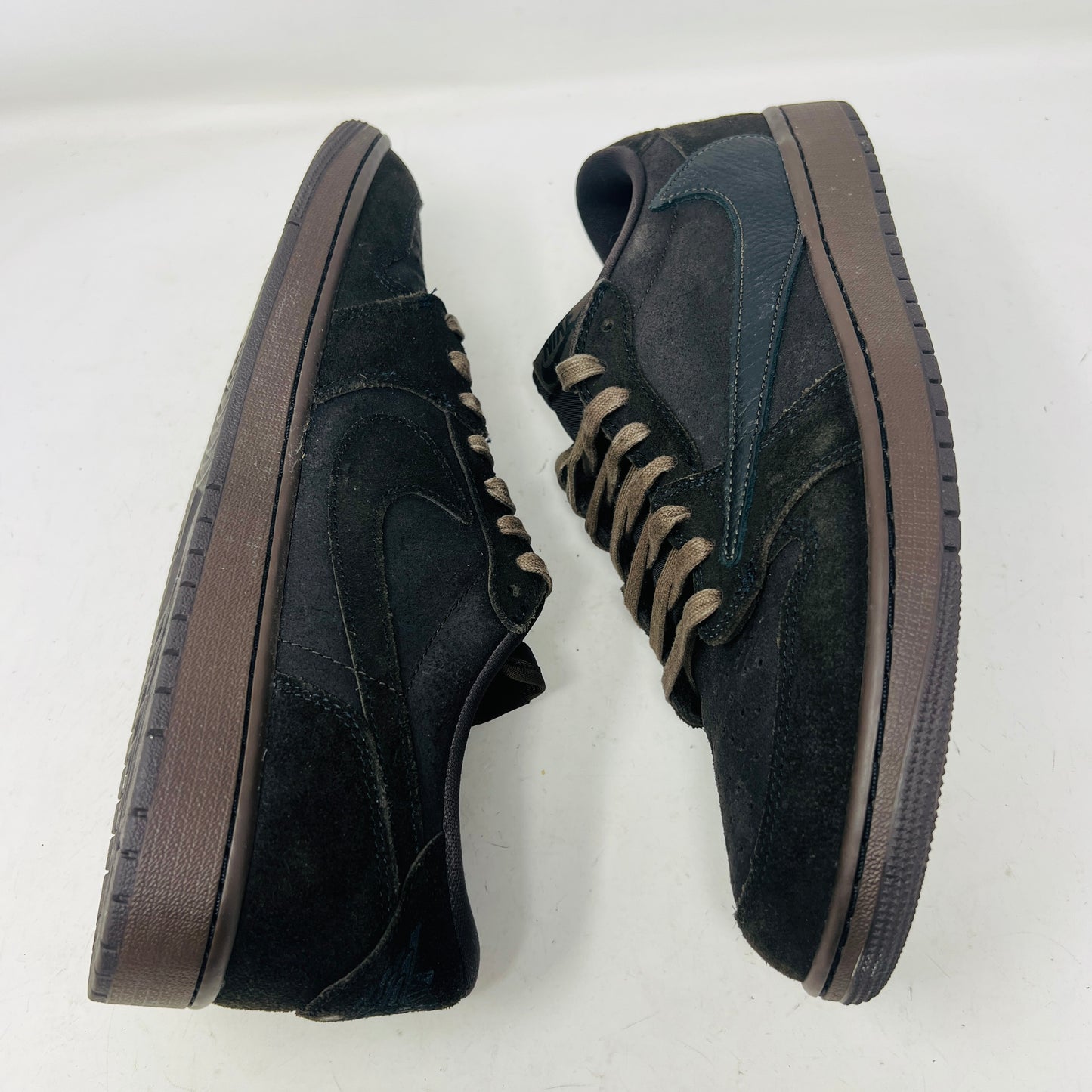 Jordan 1 Retro Low OG SP Travis Scott Velvet Brown