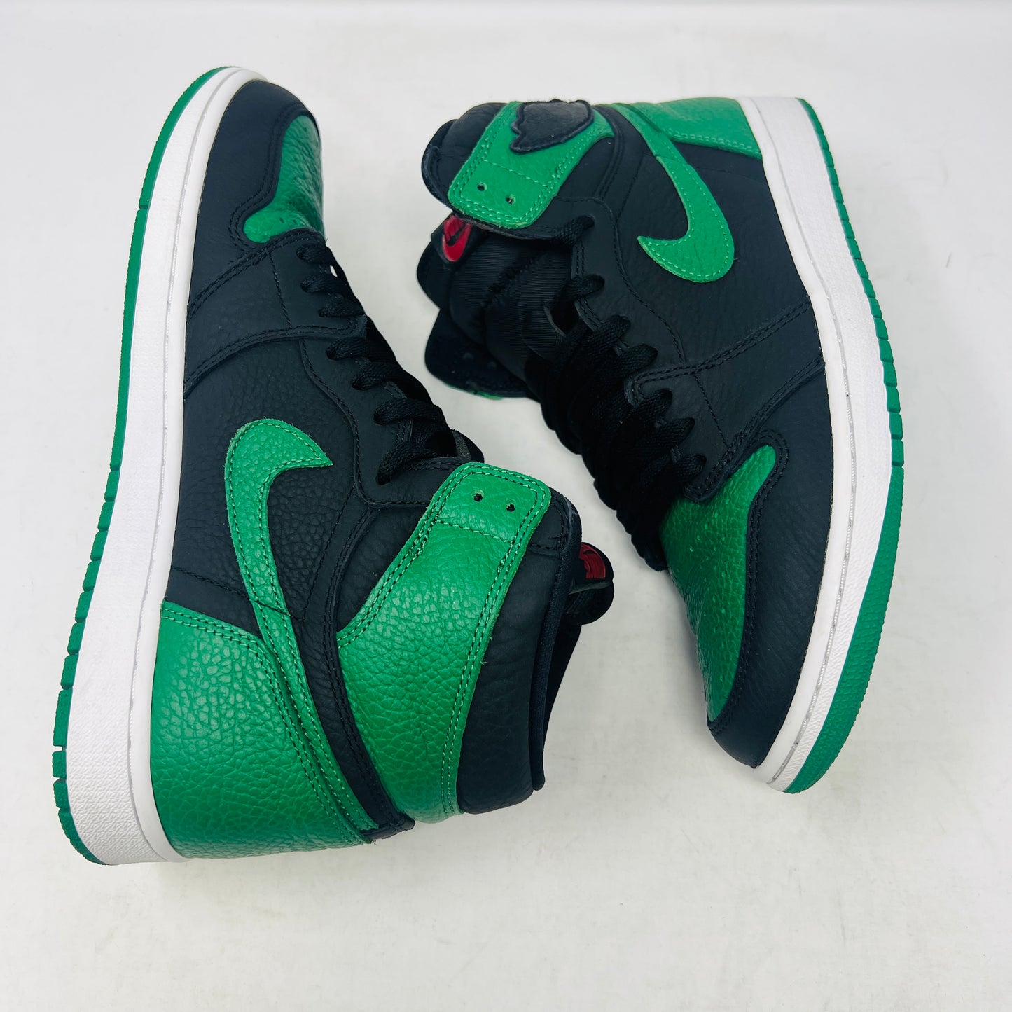 Jordan 1 Retro High Pine Green Black