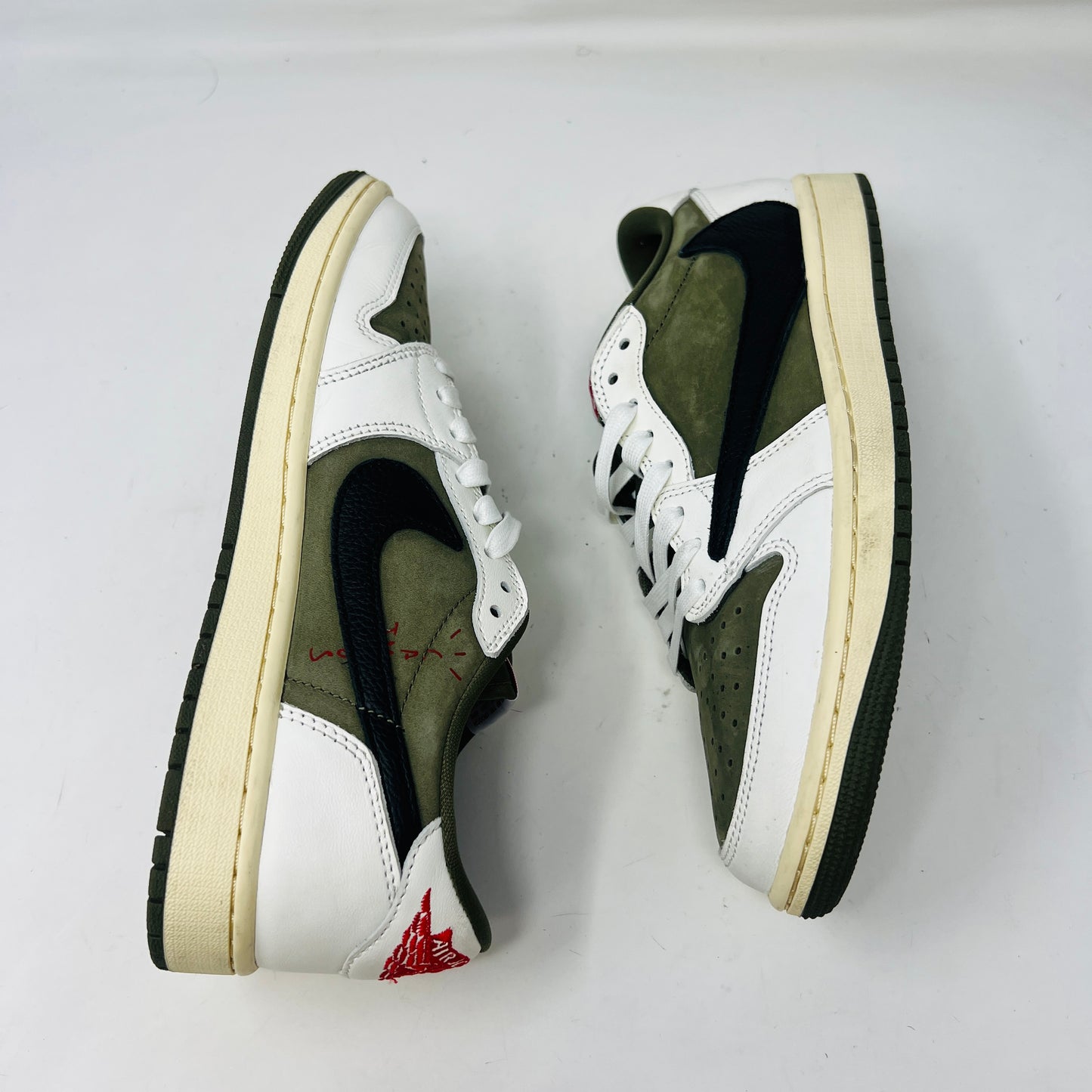 Jordan 1 Retro Low OG SP Travis Scott Medium Olive