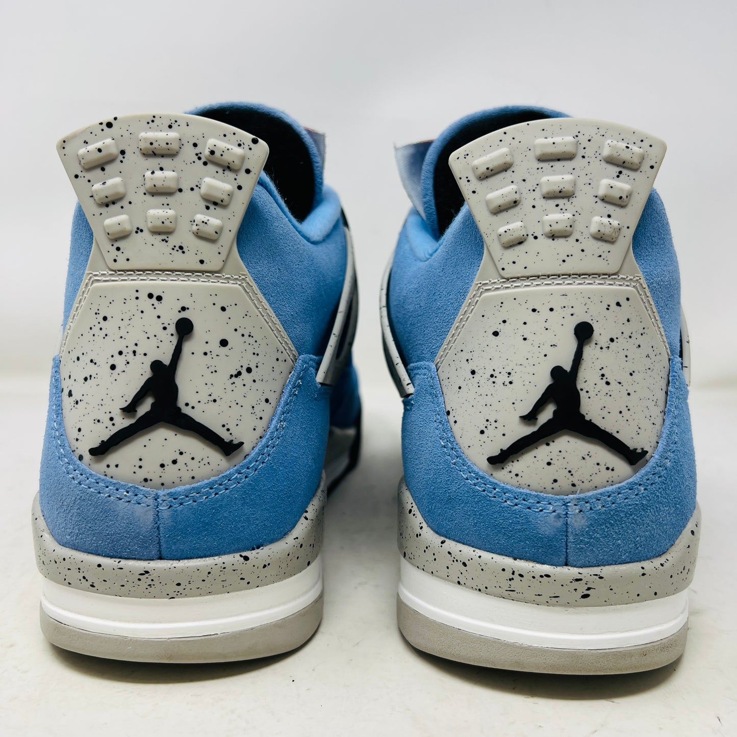 Jordan 4 Retro University Blue