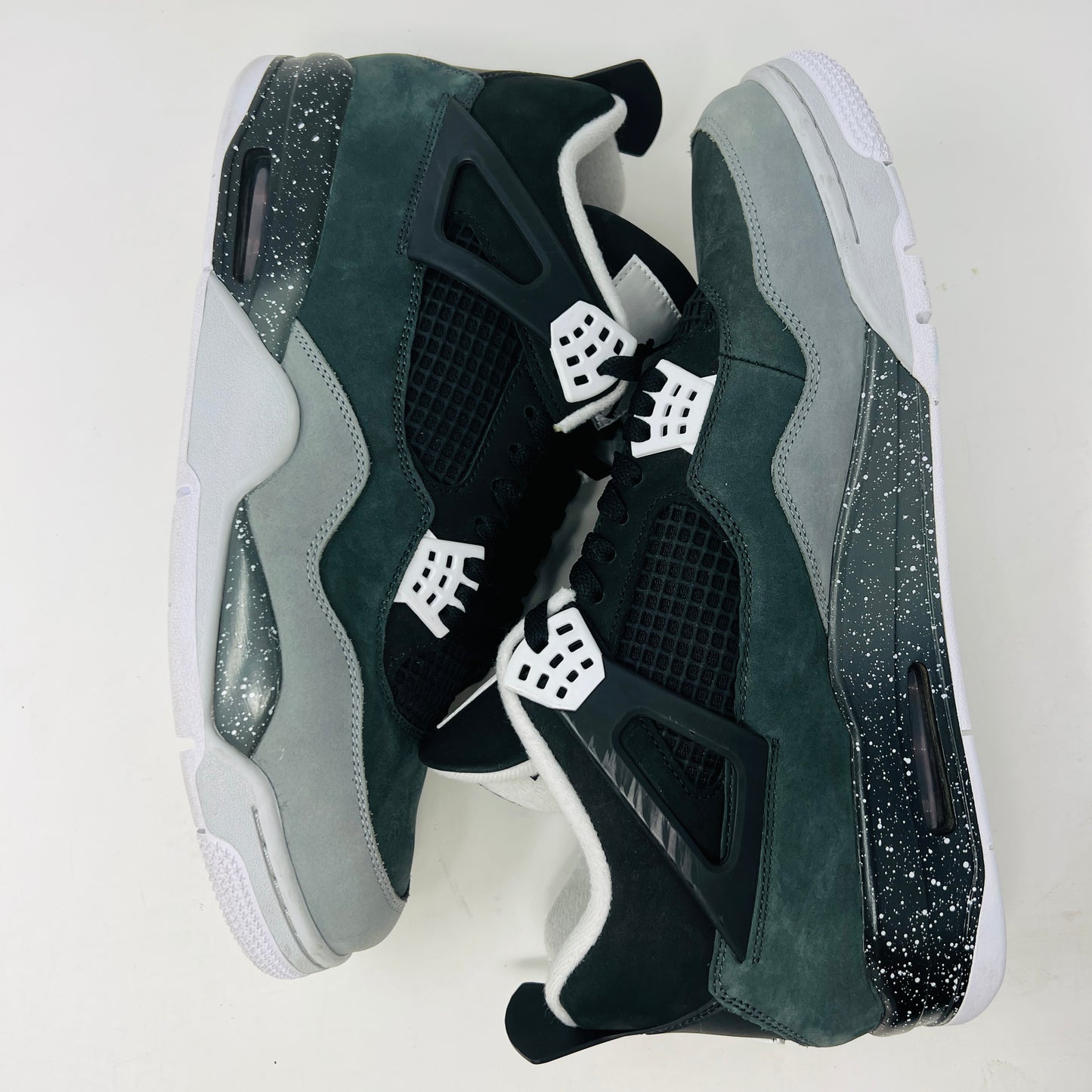 Jordan 4 Retro Fear (2024)