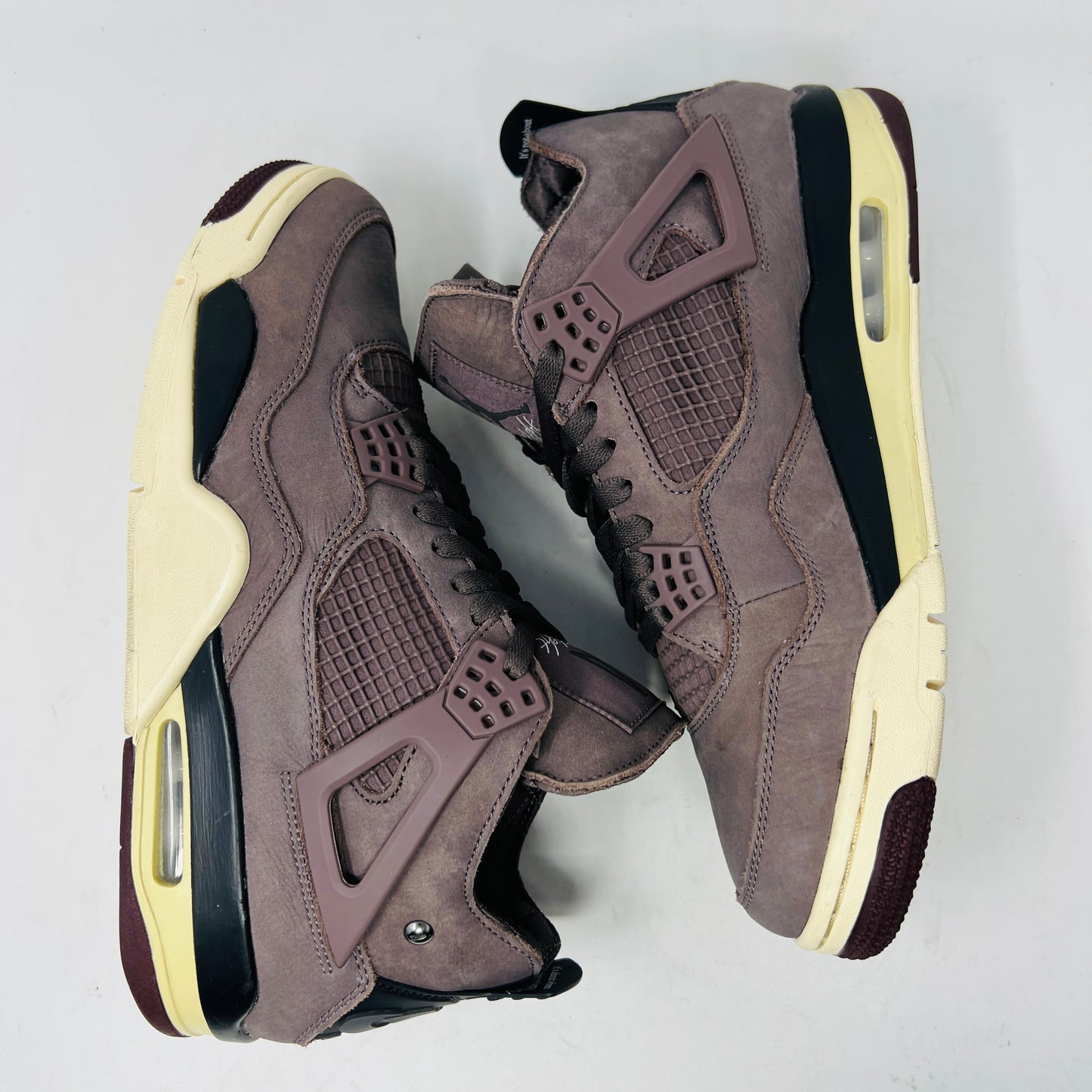 Jordan 4 Retro SP A Ma Maniére Violet Ore