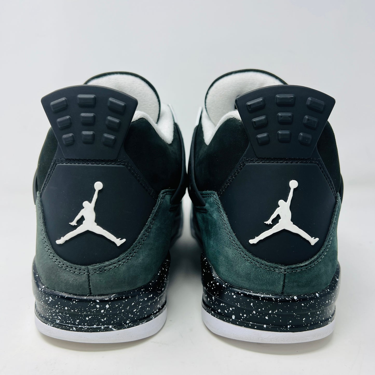 Jordan 4 Retro Fear (2024)