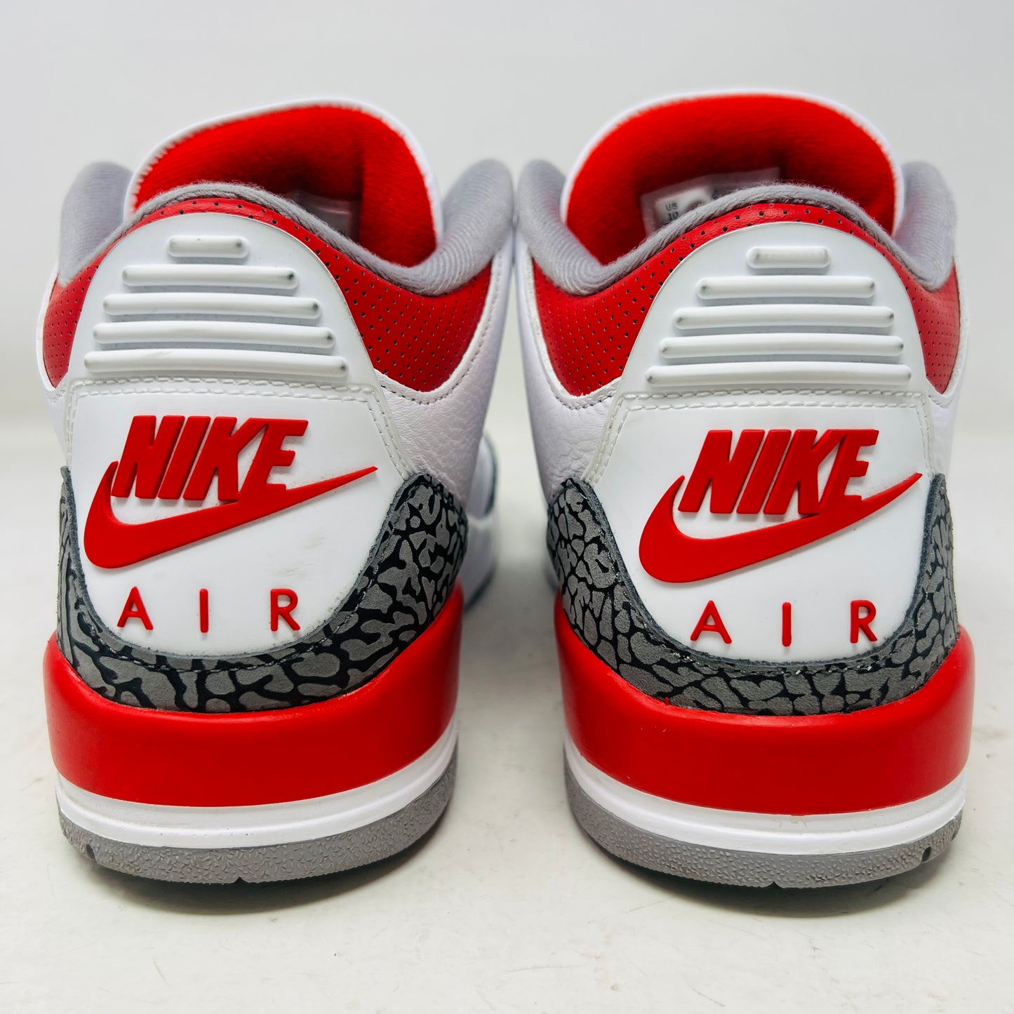Jordan 3 Retro Fire Red (2022)
