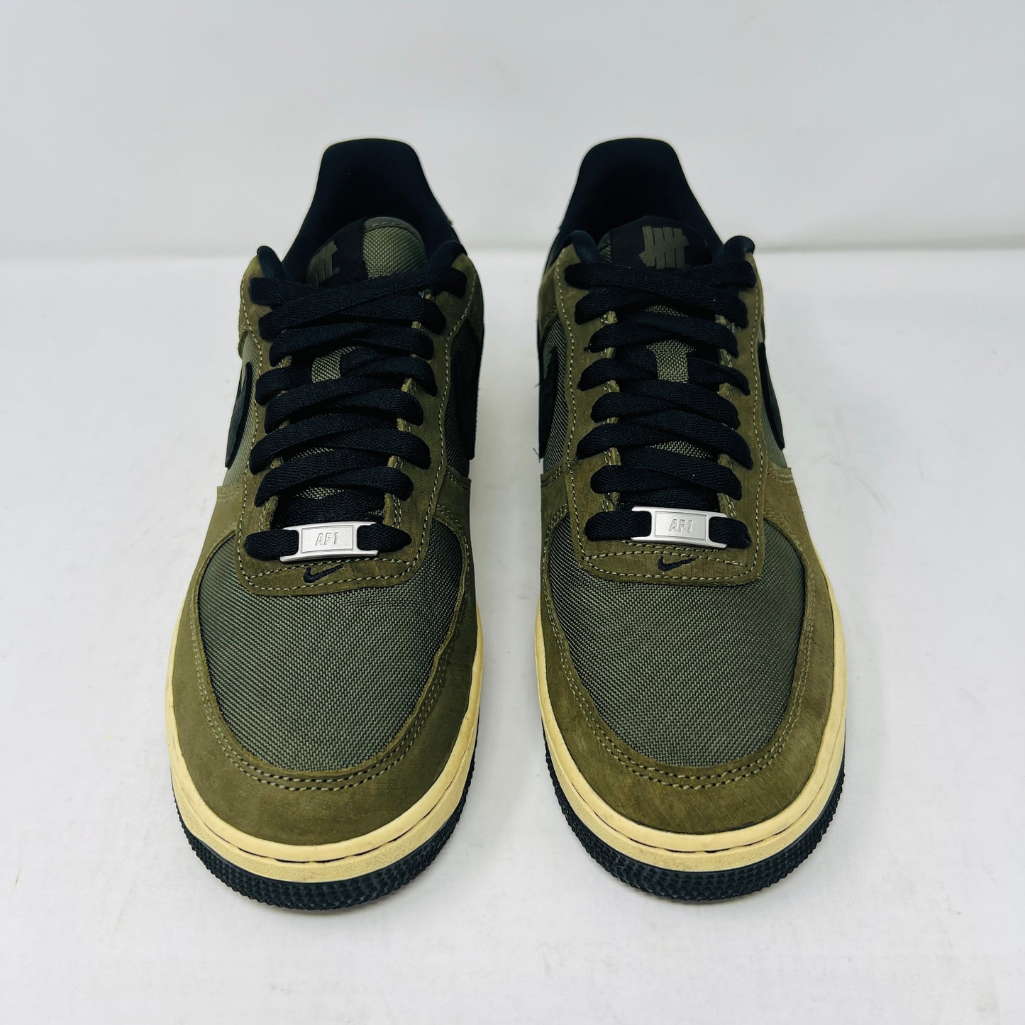 Nike Air Force 1 Low SP Undefeated Ballistic Dunk vs. AF1