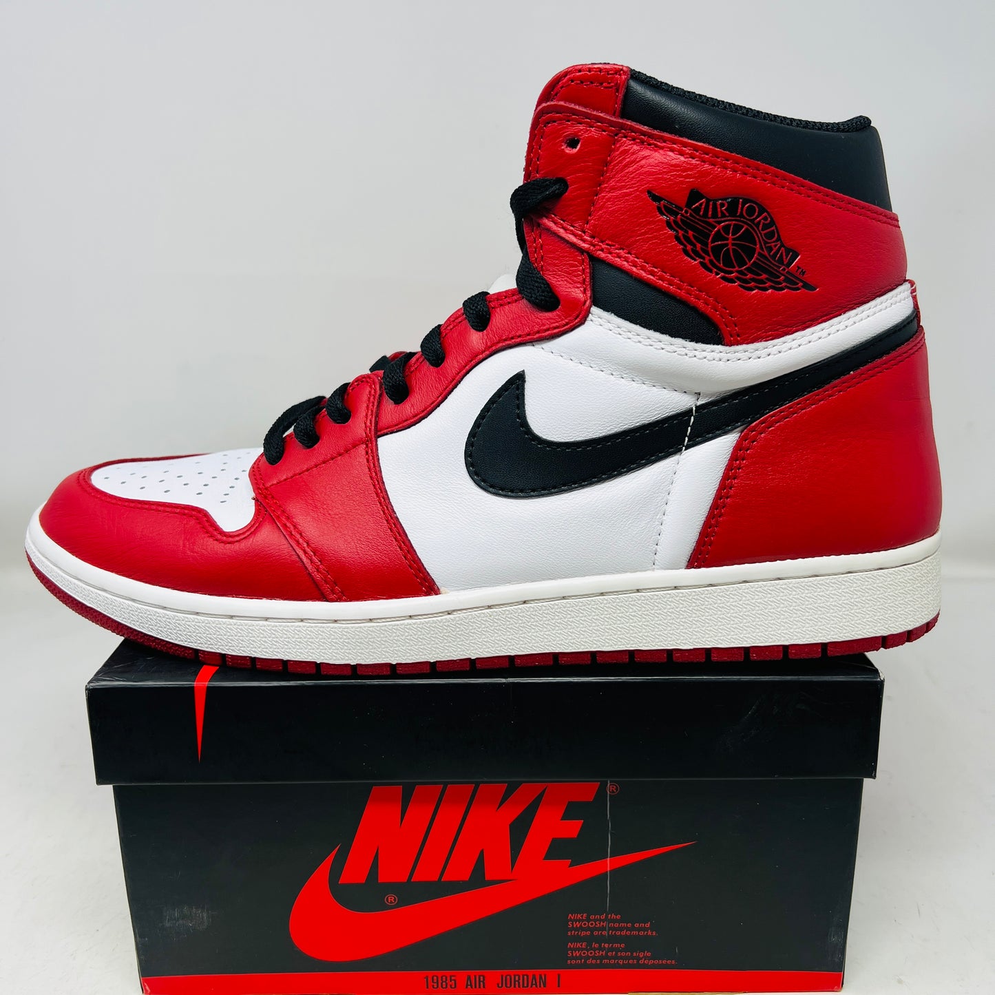 Jordan 1 Retro Chicago (2015)