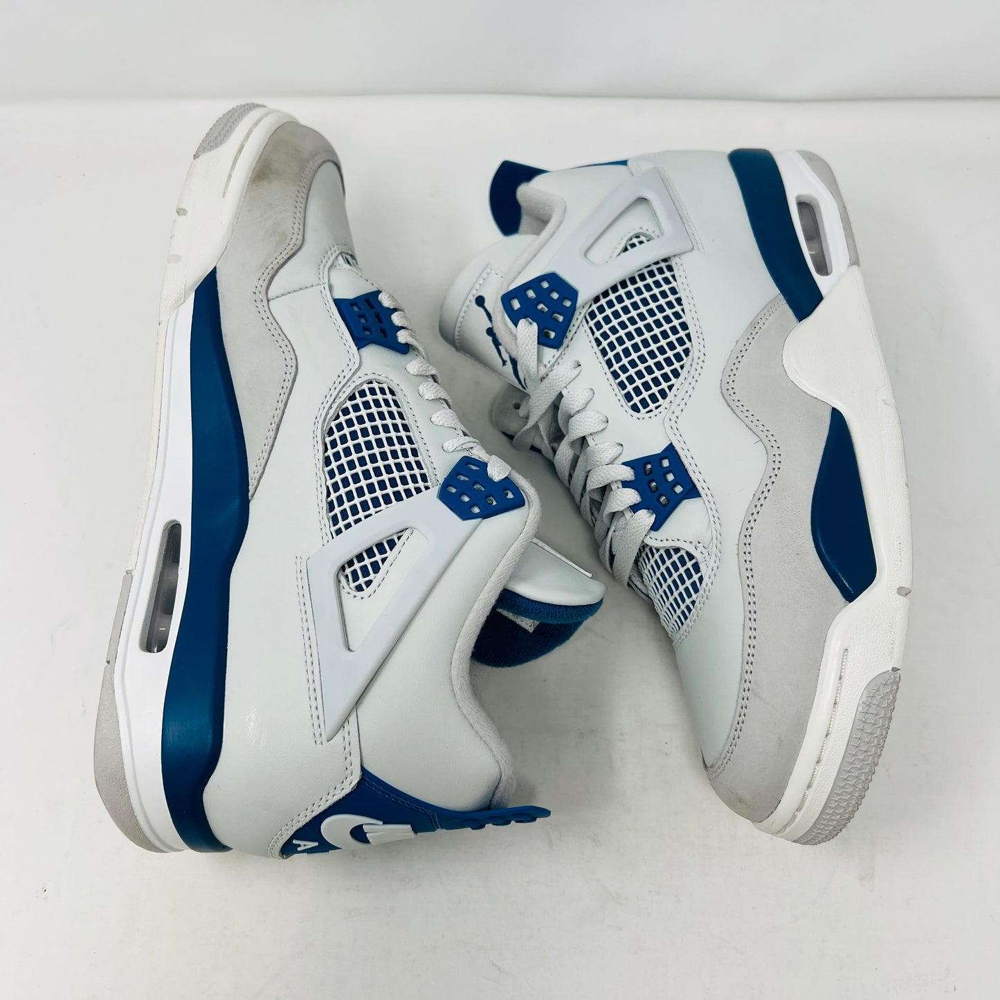 Jordan 4 Retro Military Blue (2024)