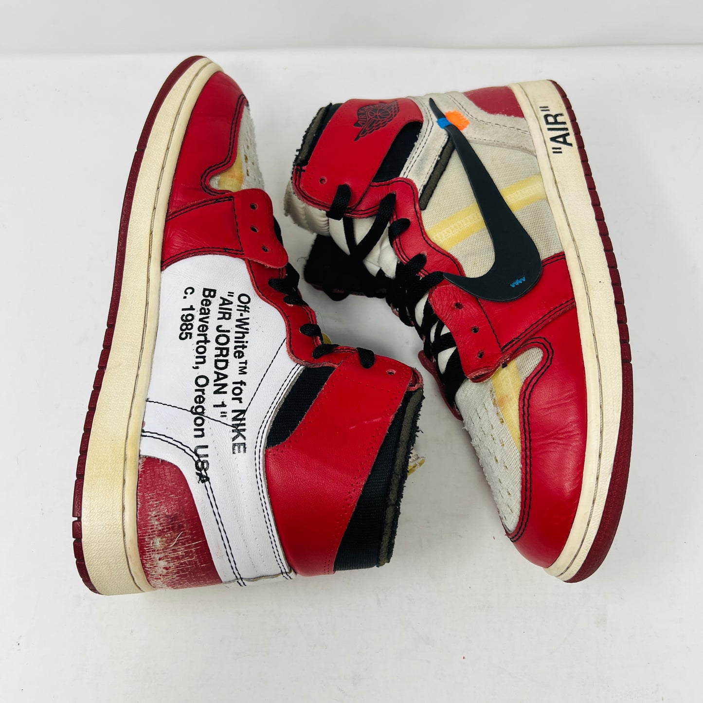 Jordan 1 Retro High Off-White Chicago