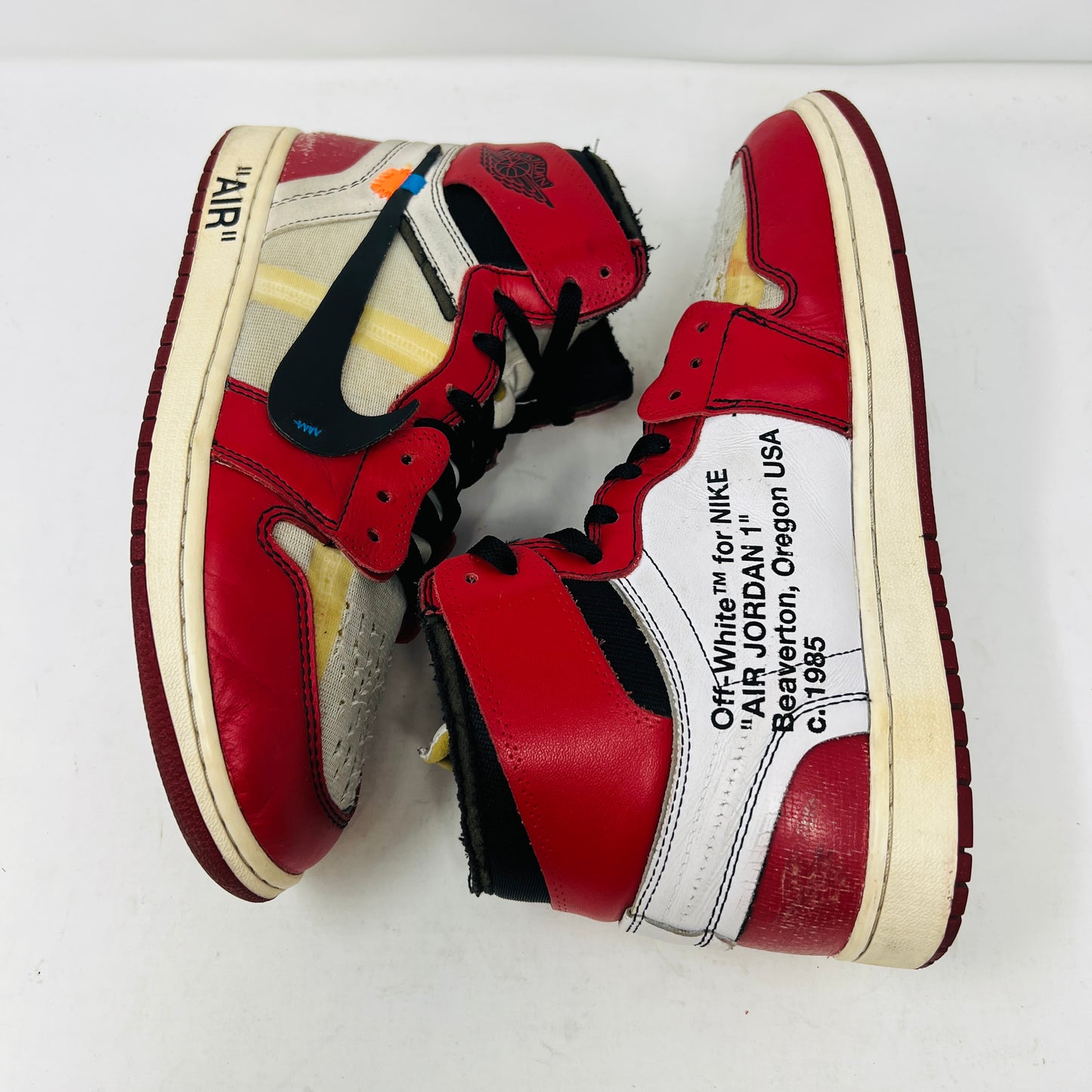 Jordan 1 Retro High Off-White Chicago
