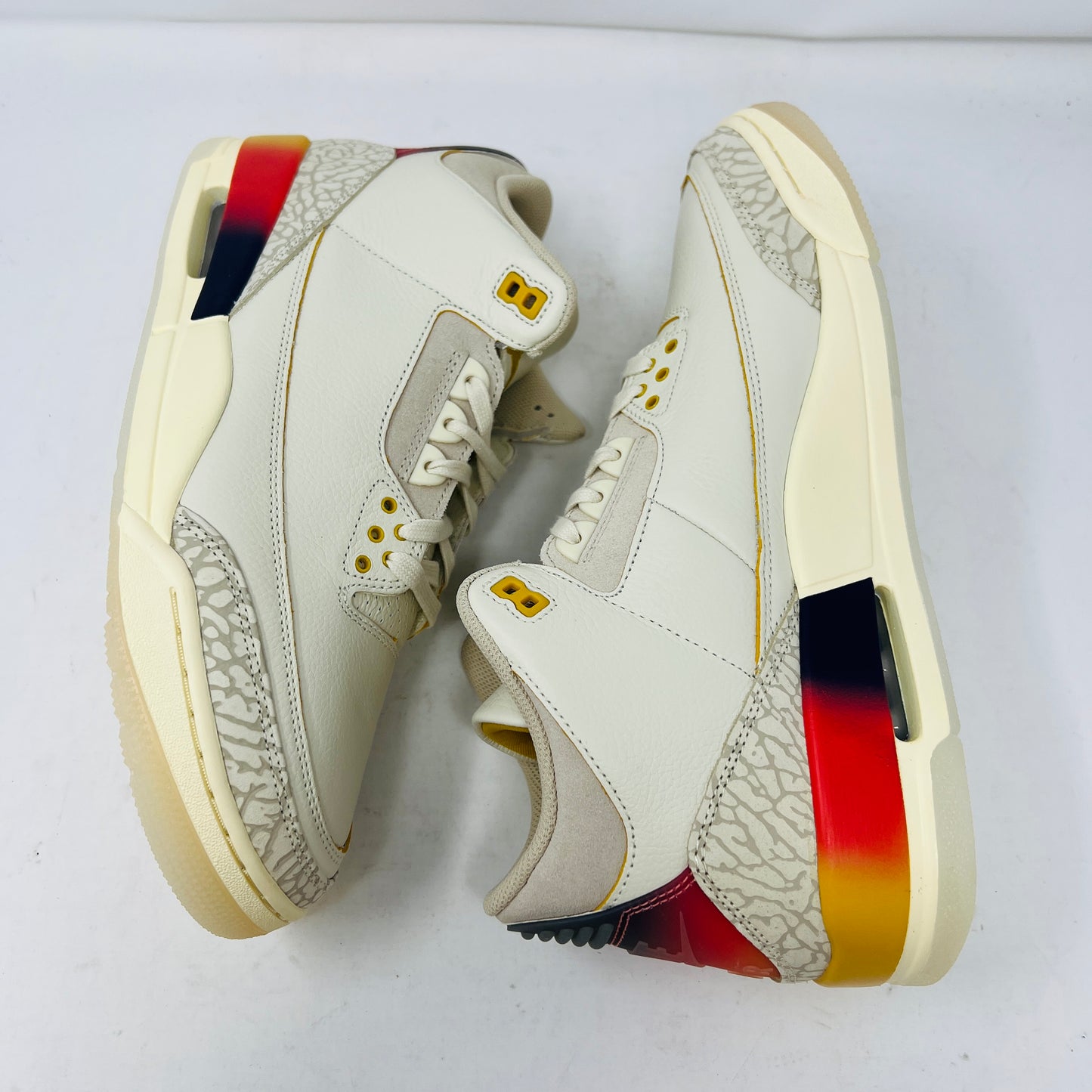 Jordan 3 Retro SP J Balvin Medellín Sunset