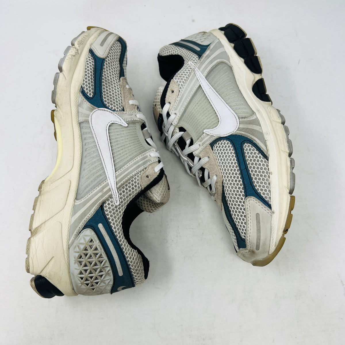 Nike Zoom Vomero 5 Supersonic Light Bone Black