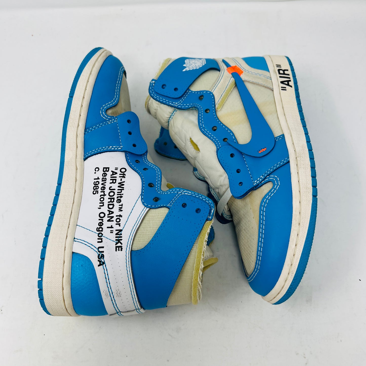 Jordan 1 Retro High Off-White University Blue