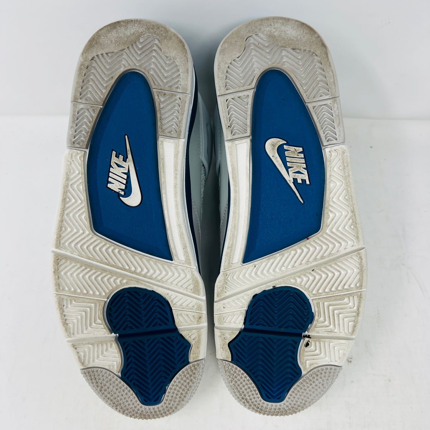 Jordan 4 Retro Military Blue (2024)