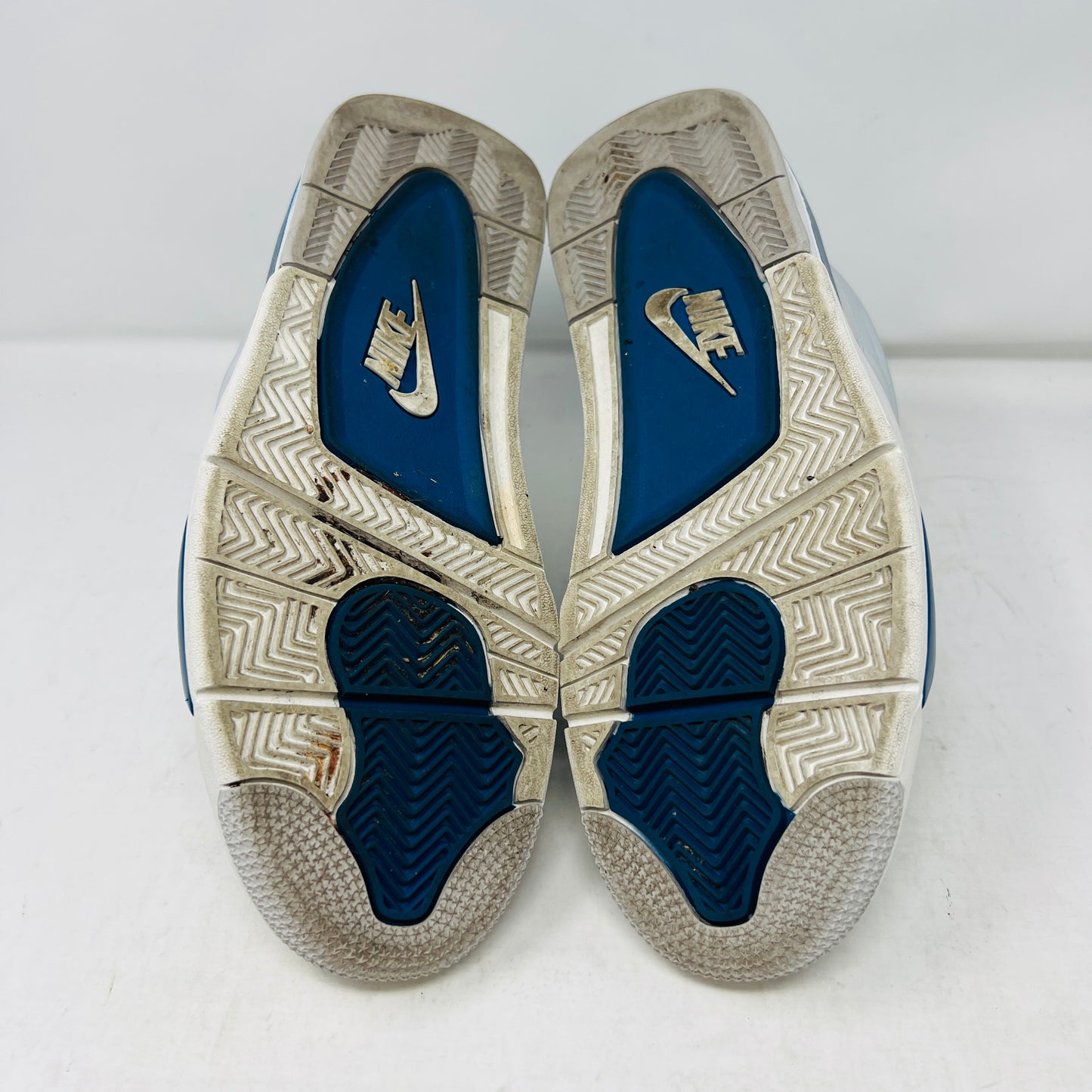 Jordan 4 Retro Military Blue (2024)