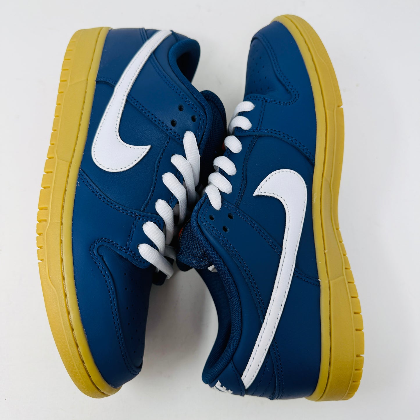 Nike SB Dunk Low Navy Gum