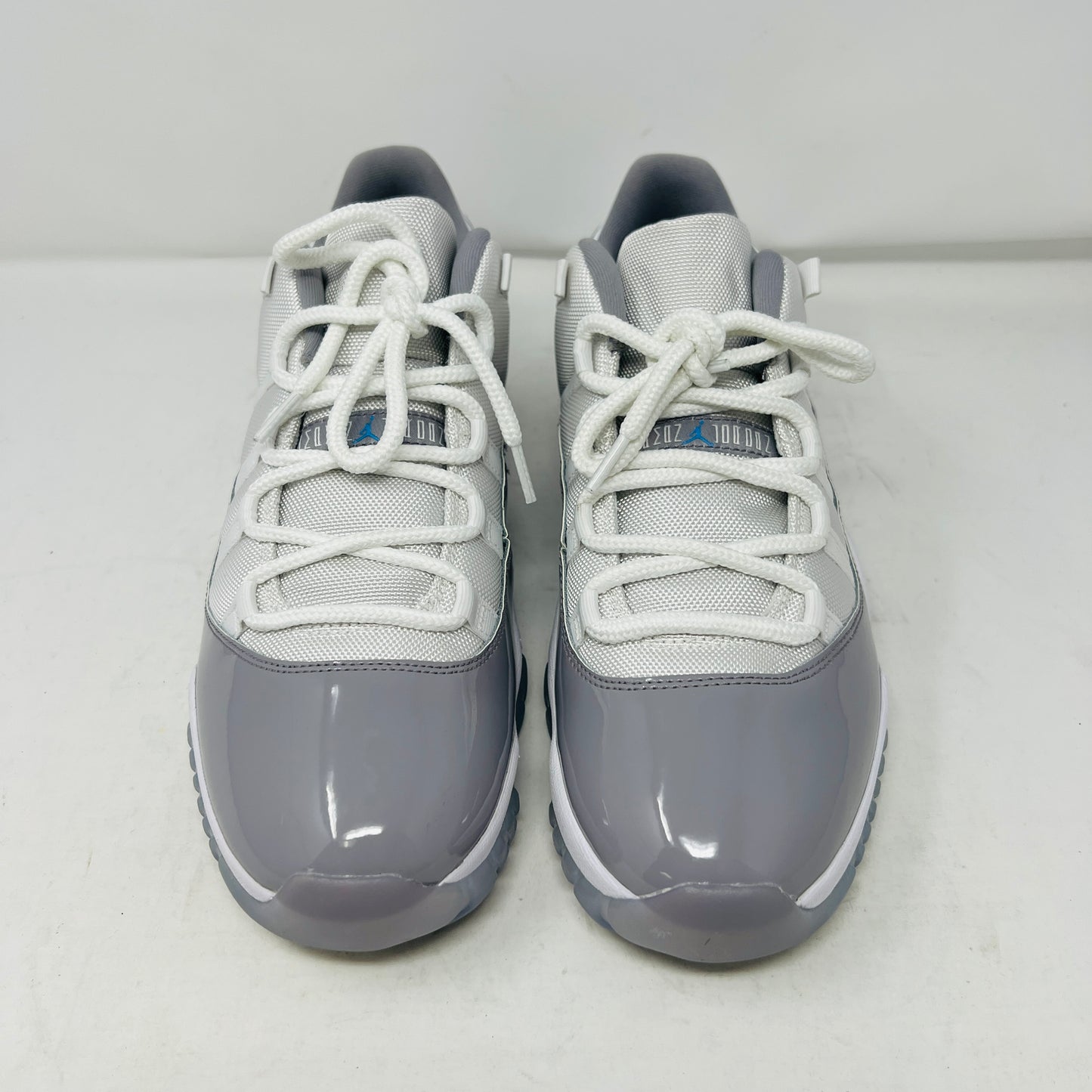 Jordan 11 Retro Low Cement Grey