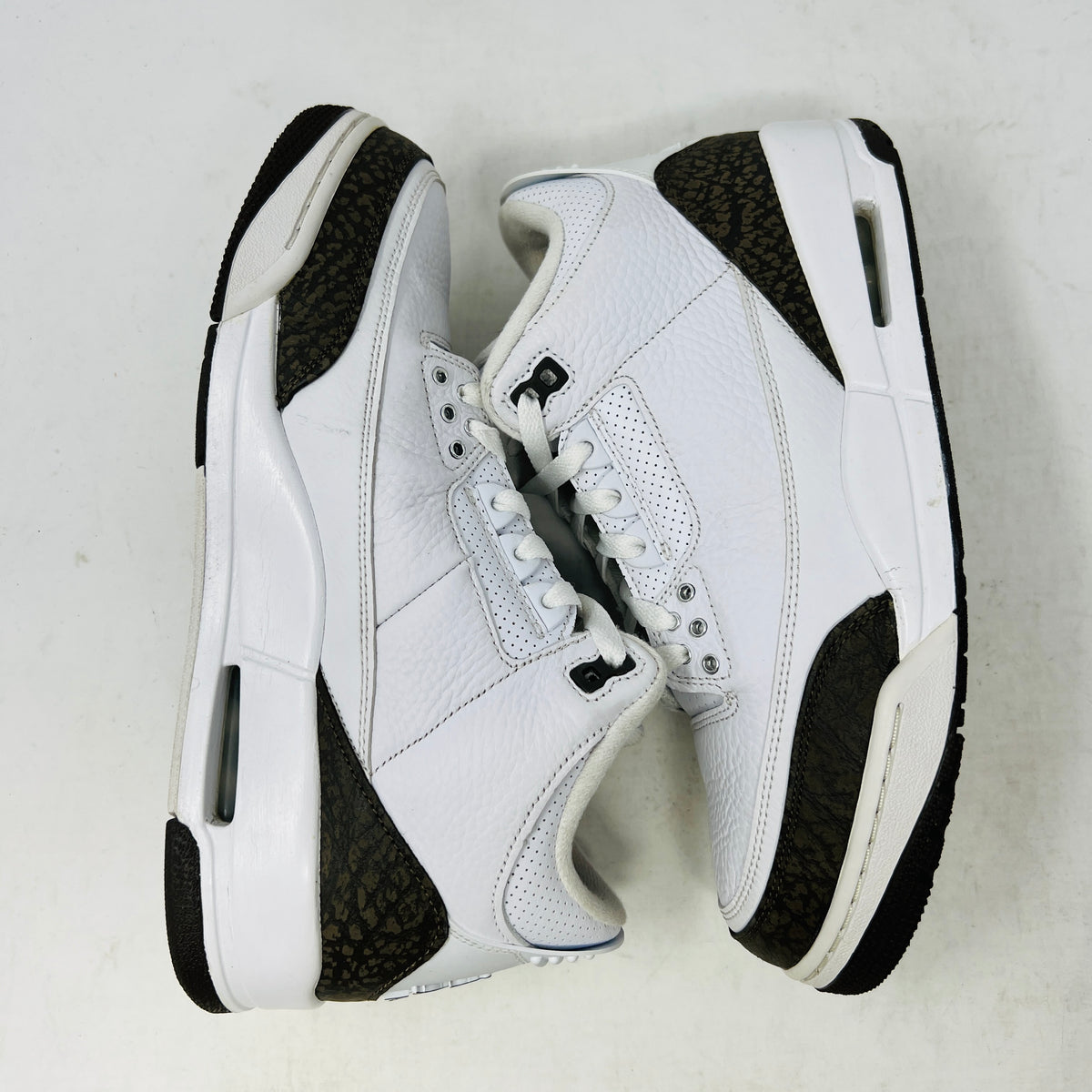 Jordan 3 Retro Mocha (2018)