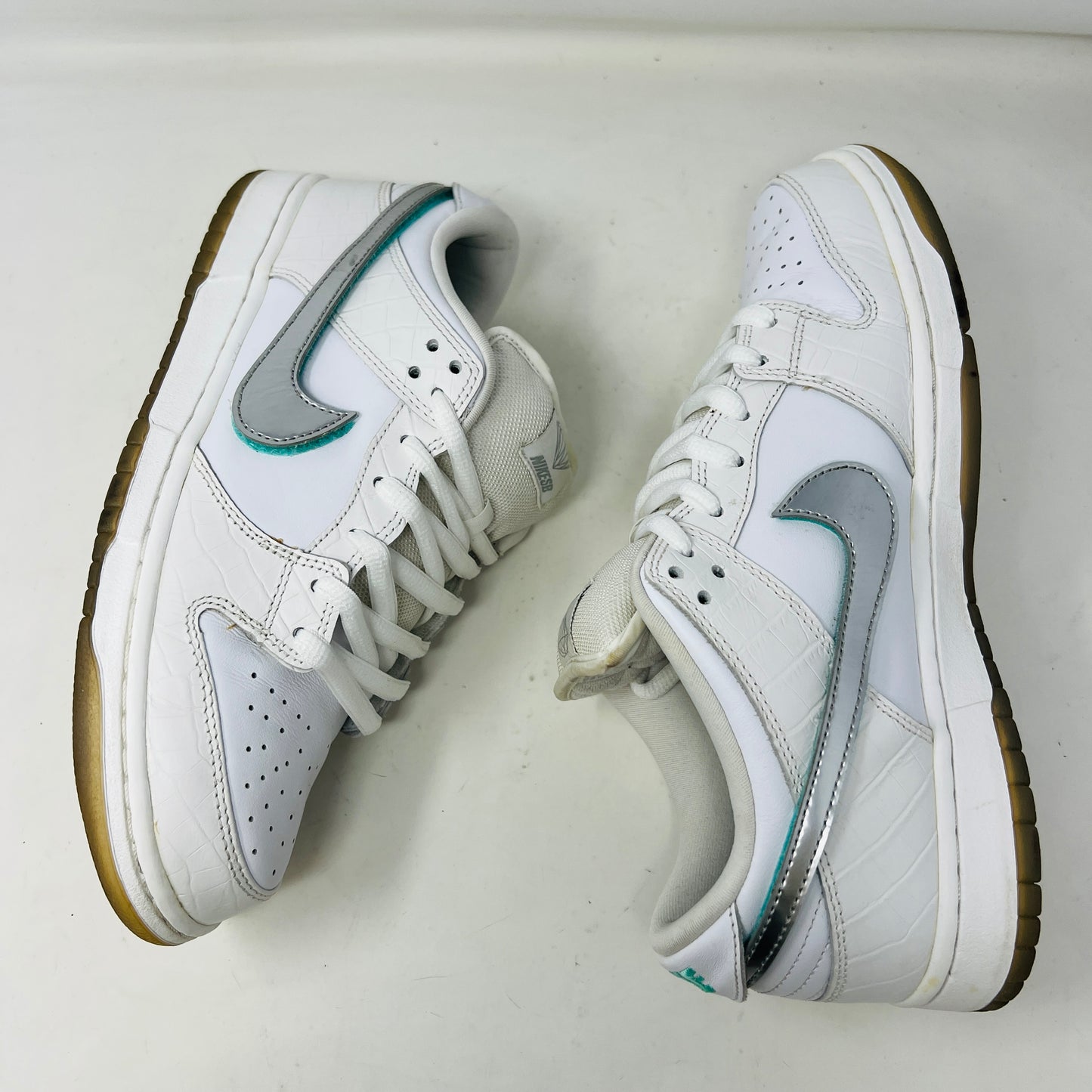 Nike SB Dunk Low Diamond Supply Co. White Diamond