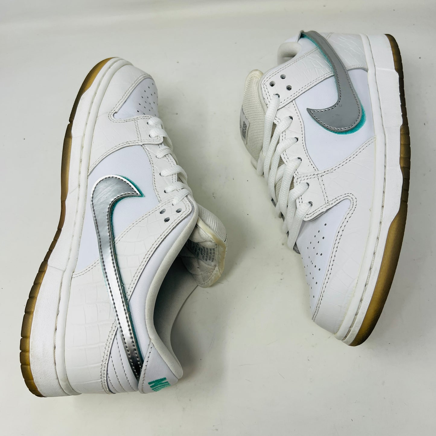 Nike SB Dunk Low Diamond Supply Co. White Diamond