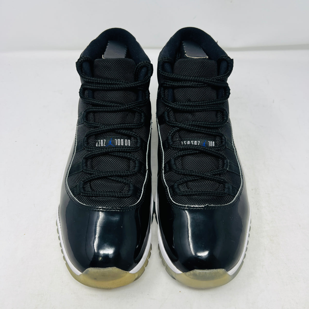Jordan 11 Retro Space Jam (2016)