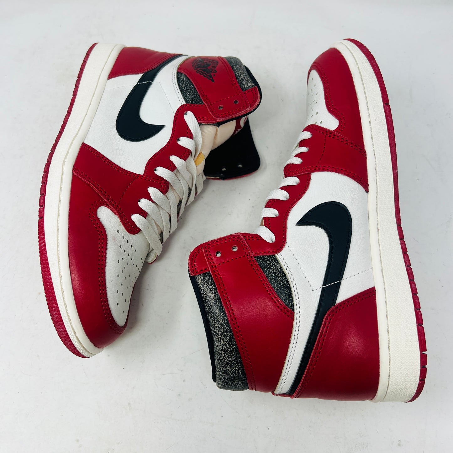 Jordan 1 Retro High OG Chicago Lost and Found