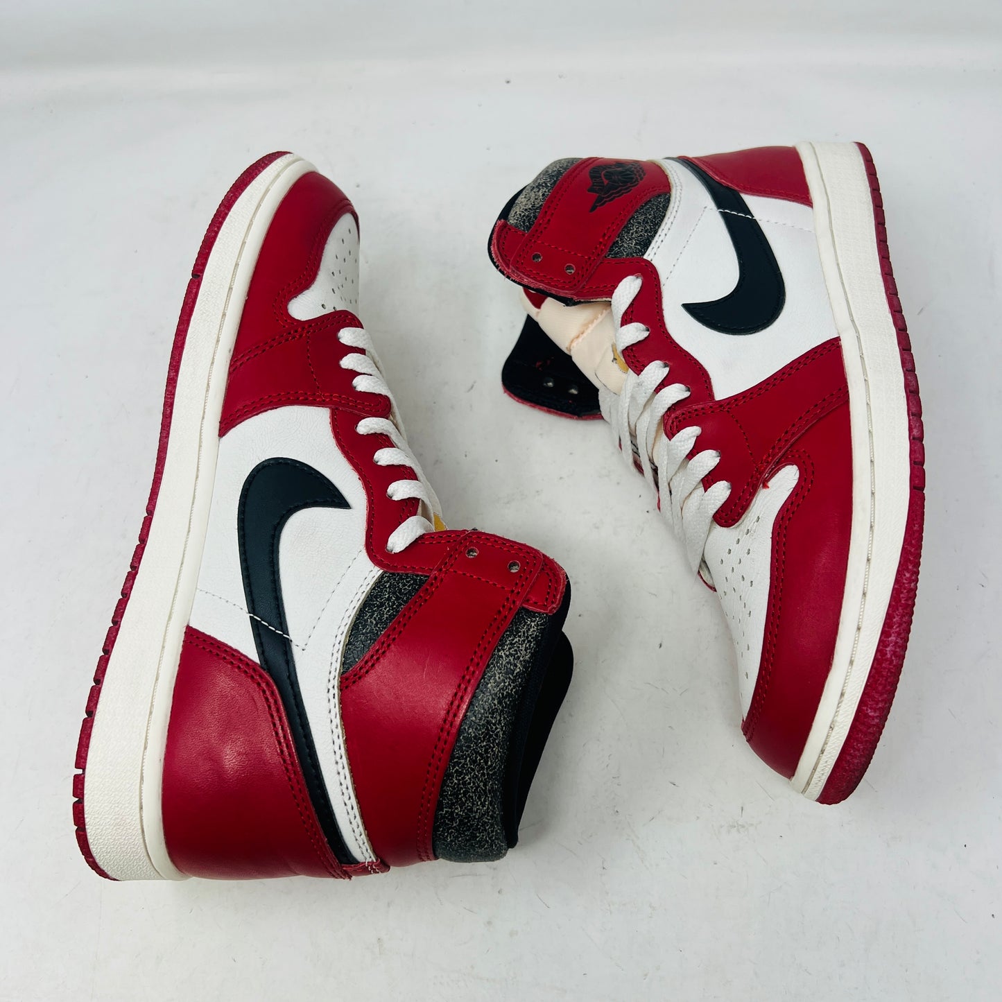 Jordan 1 Retro High OG Chicago Lost and Found