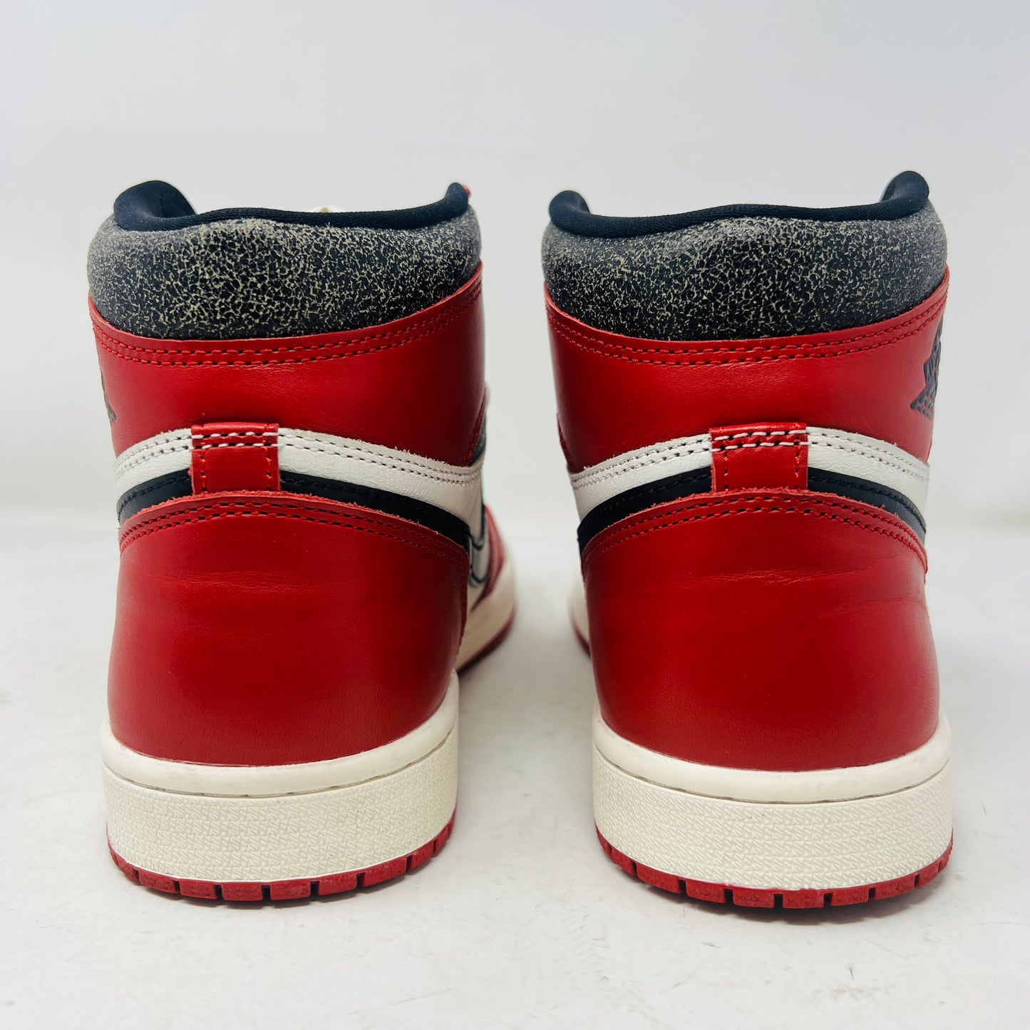 Jordan 1 Retro High OG Chicago Lost and Found