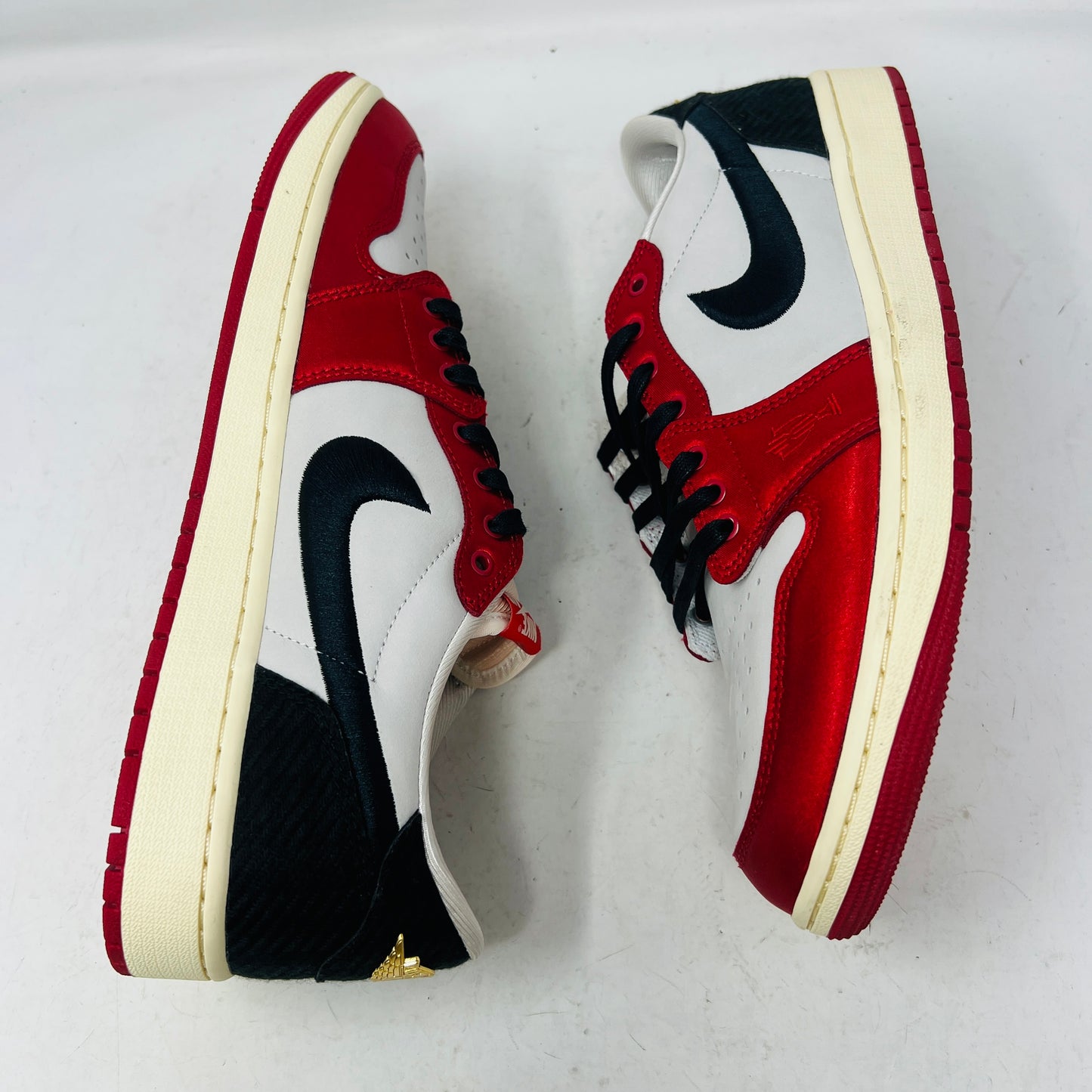 Jordan 1 Retro Low OG Trophy Room Rookie Card Away