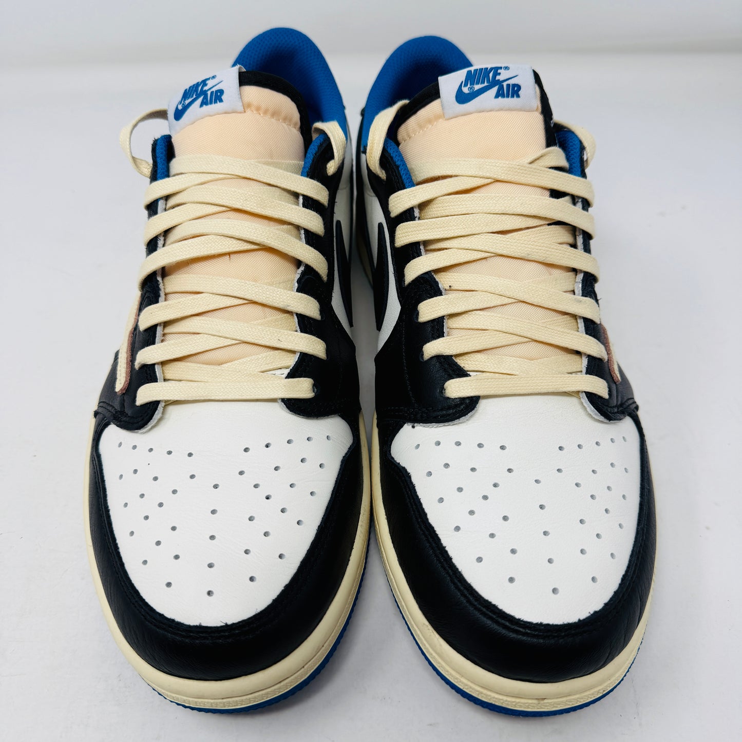 Jordan 1 Retro Low OG SP Fragment x Travis Scott