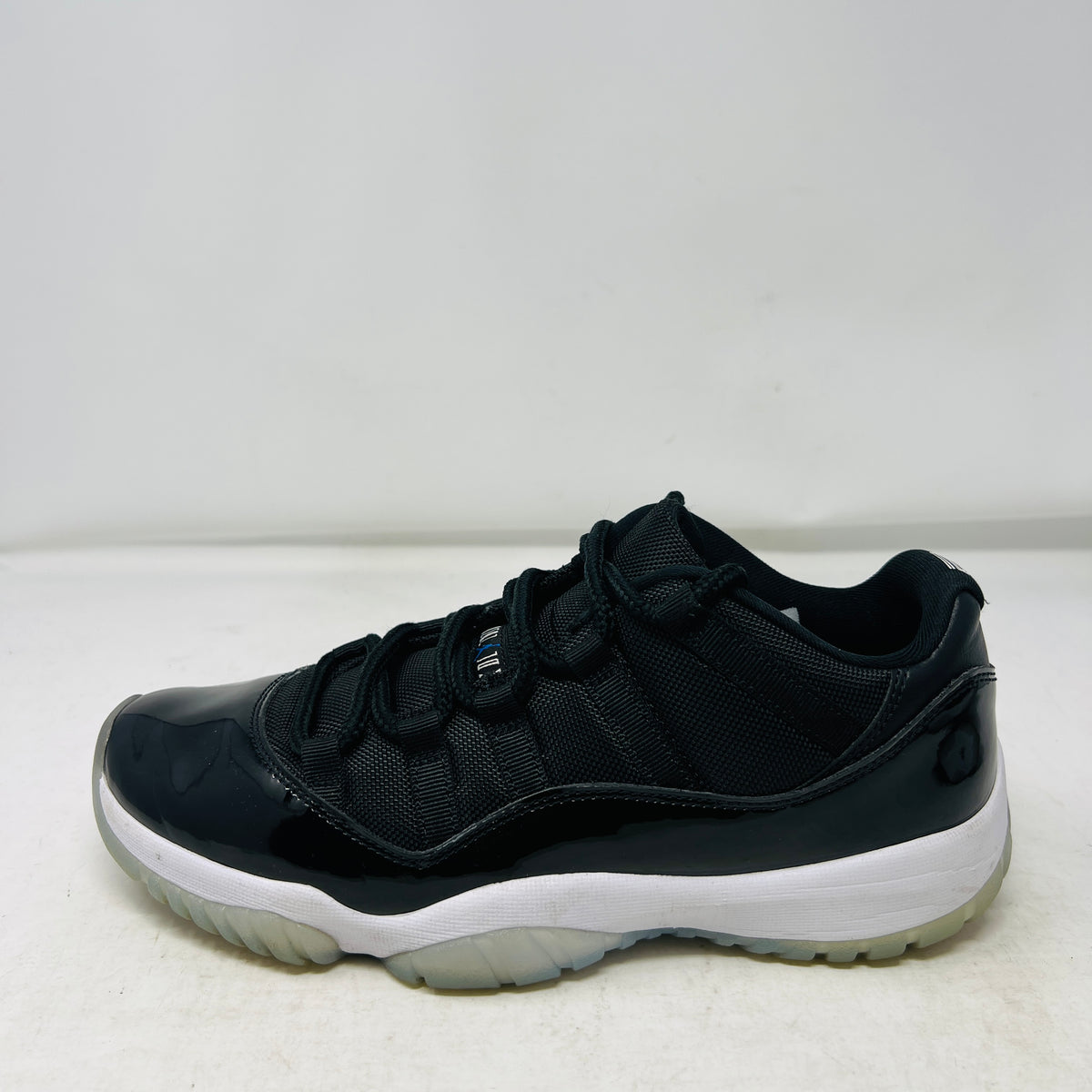 Jordan 11 Retro Low Space Jam