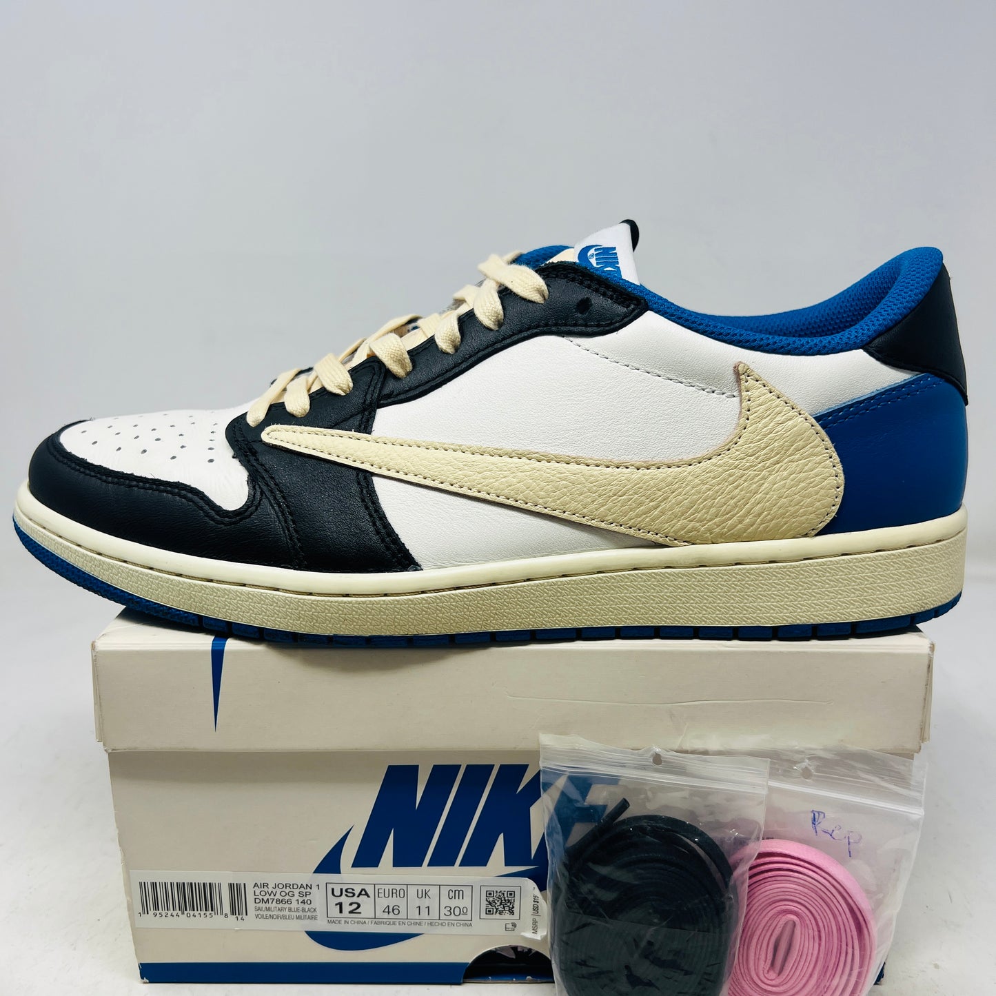 Jordan 1 Retro Low OG SP Fragment x Travis Scott