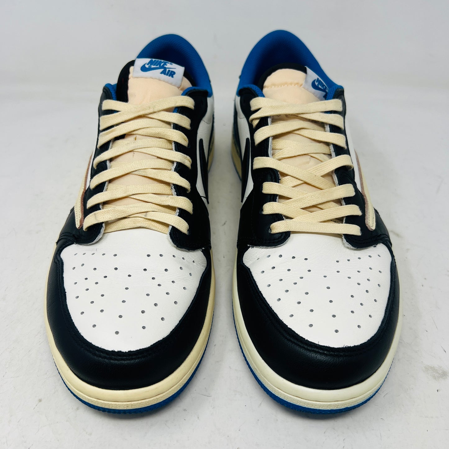 Jordan 1 Retro Low OG SP Fragment x Travis Scott