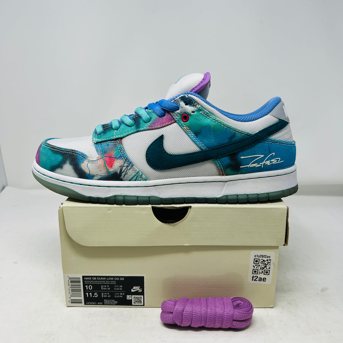 Nike SB Dunk Low Futura Laboratories Bleached Aqua