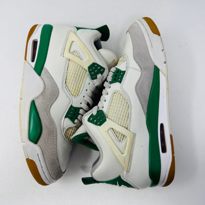 Jordan 4 Retro SB Pine Green