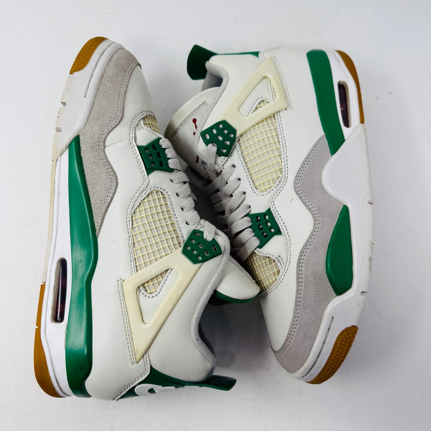 Jordan 4 Retro SB Pine Green