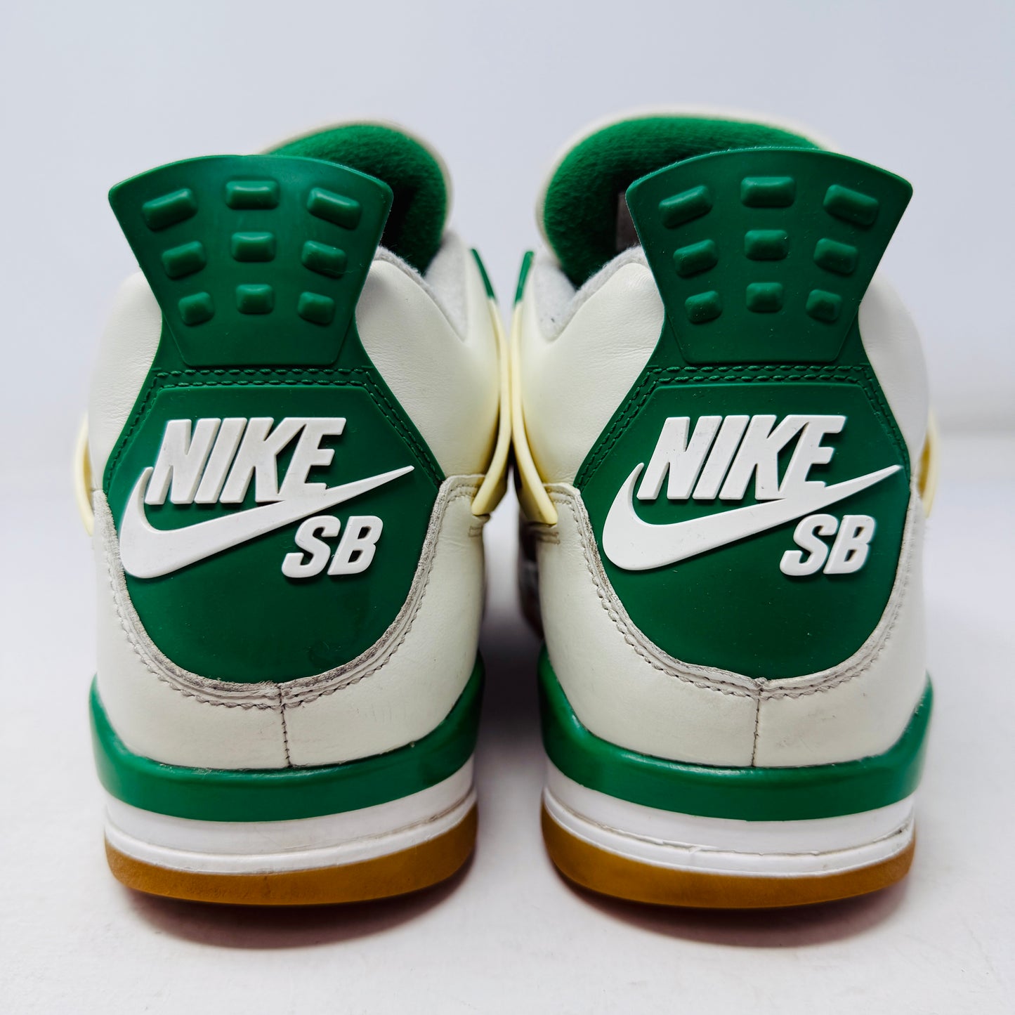 Jordan 4 Retro SB Pine Green
