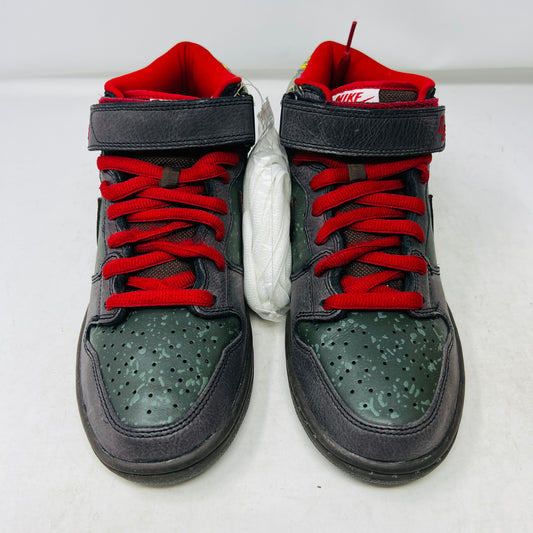 Nike SPoT x SB Dunk Mid Premium 'Moat'