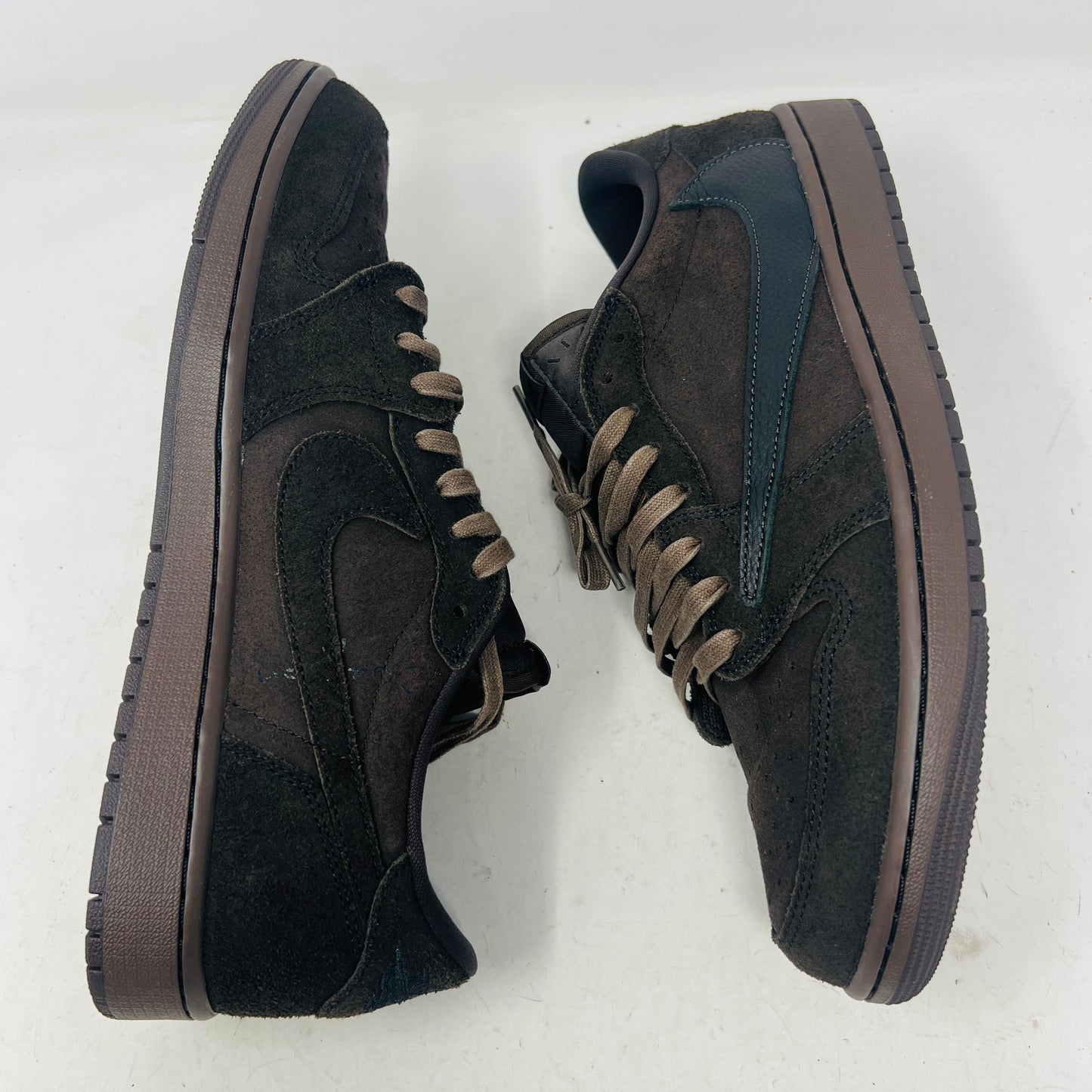 Jordan 1 Retro Low OG SP Travis Scott Velvet Brown