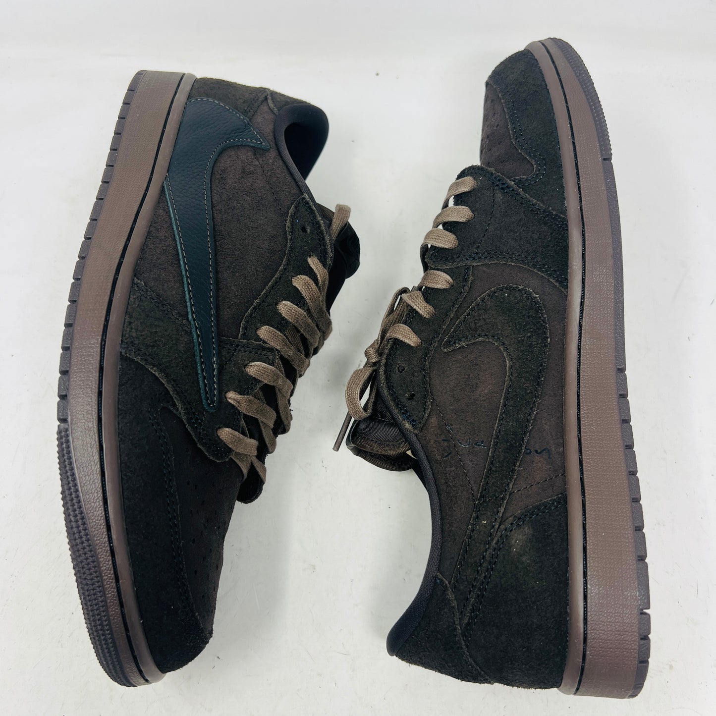 Jordan 1 Retro Low OG SP Travis Scott Velvet Brown