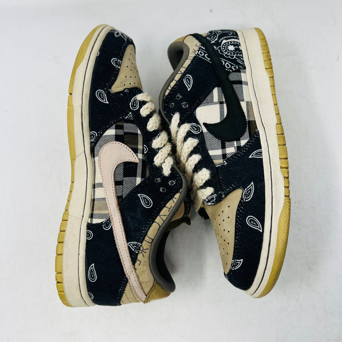 Nike SB Dunk Low Travis Scott