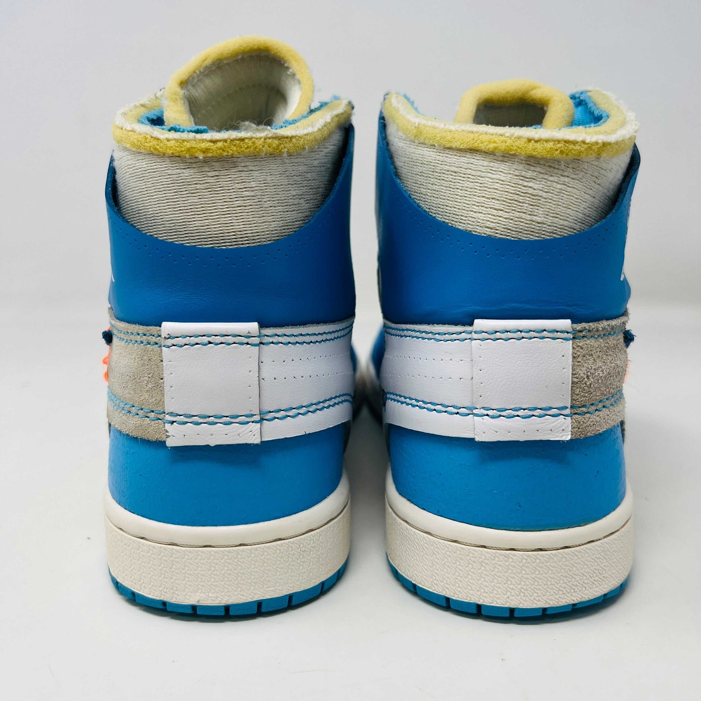 Jordan 1 Retro High Off-White University Blue sneakers, rear view, condition 8.5/10, 2018 release.