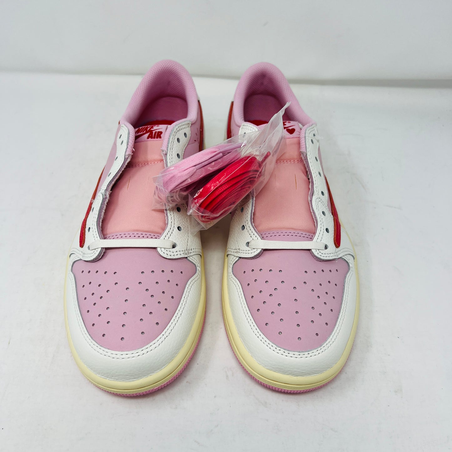 Jordan 1 Retro Low OG SP Travis Scott Sail Tropical Pink