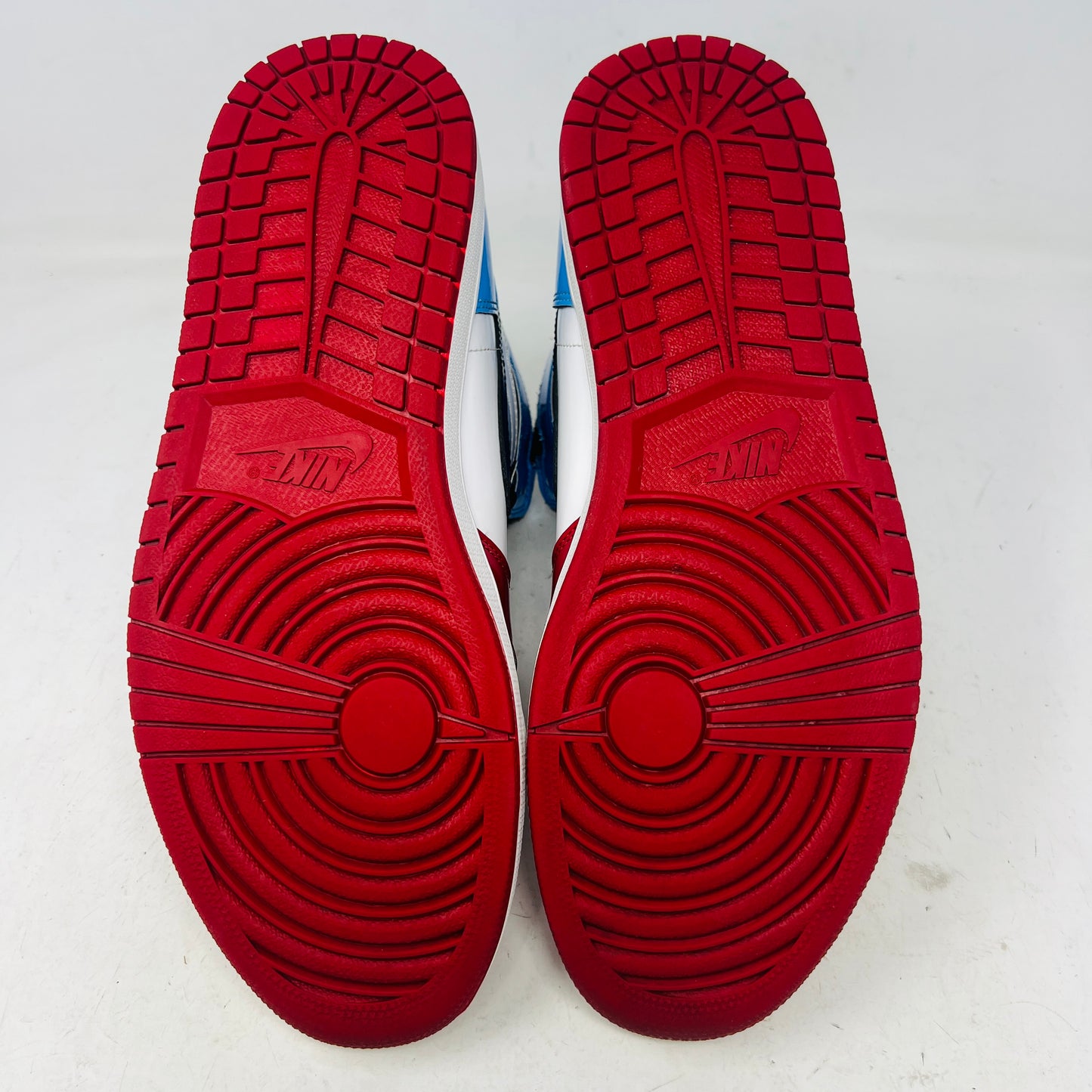 Jordan 1 Retro High Fearless UNC Chicago