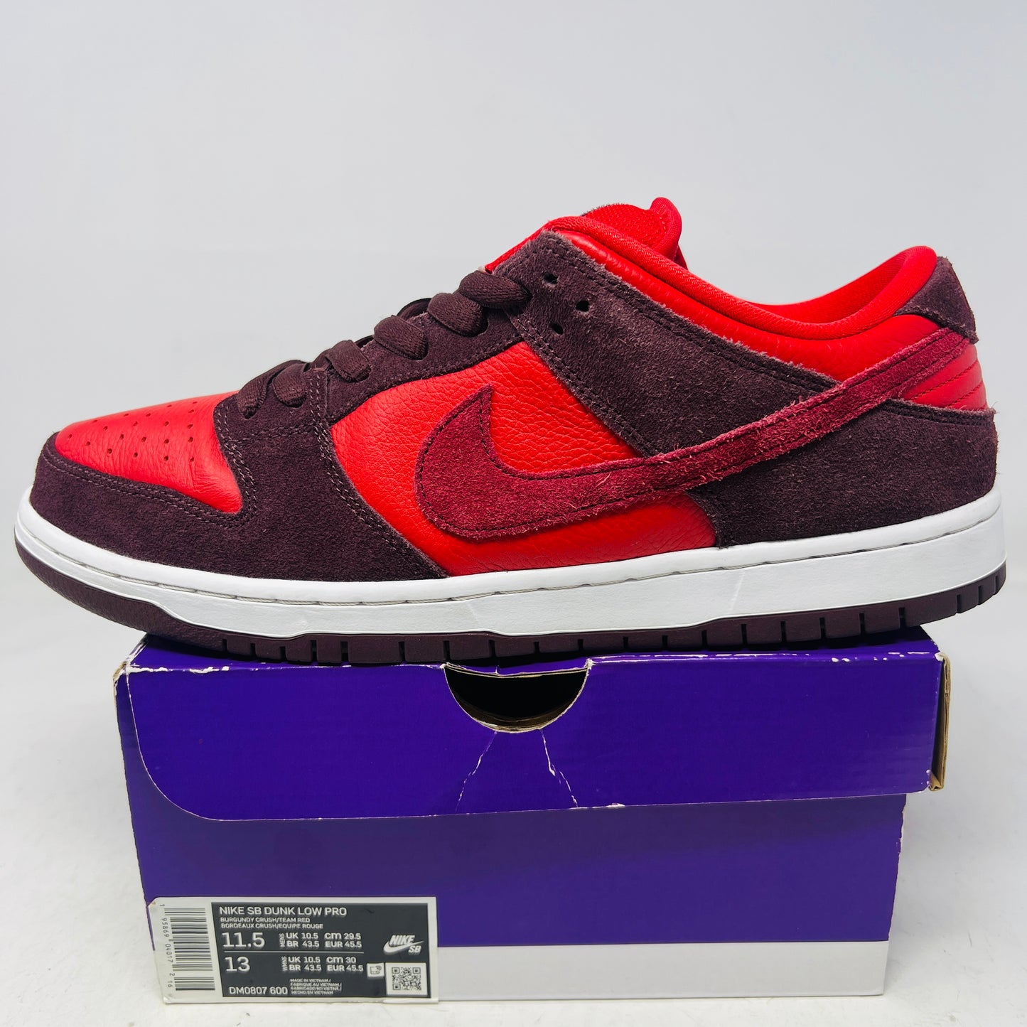 Nike SB Dunk Low Cherry